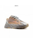 Кроссовки Adidas Yeezy Boost 700 V2 "Geode" бежевые